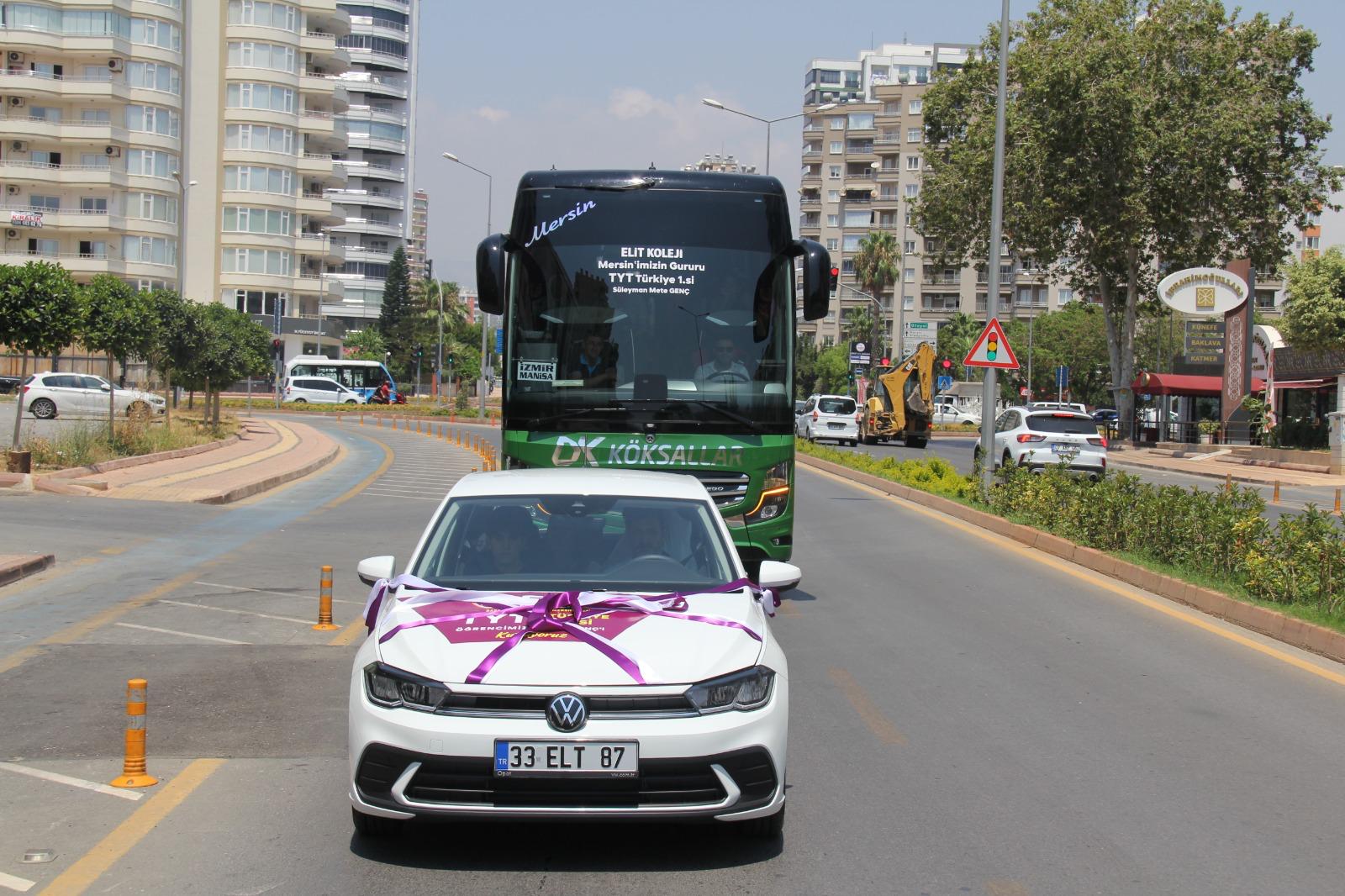 YKS TÜRKİYE 1.Sİ ÖĞRENCİMİZ SÜLEYMAN METE GENÇ'İN ÖDÜL TÖRENİ